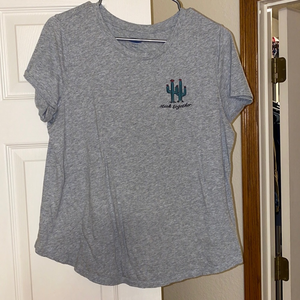 Old Navy T-shirt